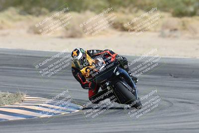 media/Nov-16-2025-Race Pace (Sun) [[8c5fa54630]]/Non Verified Riders (1st 20 Minutes)/2-Turn 10 (1010am)/